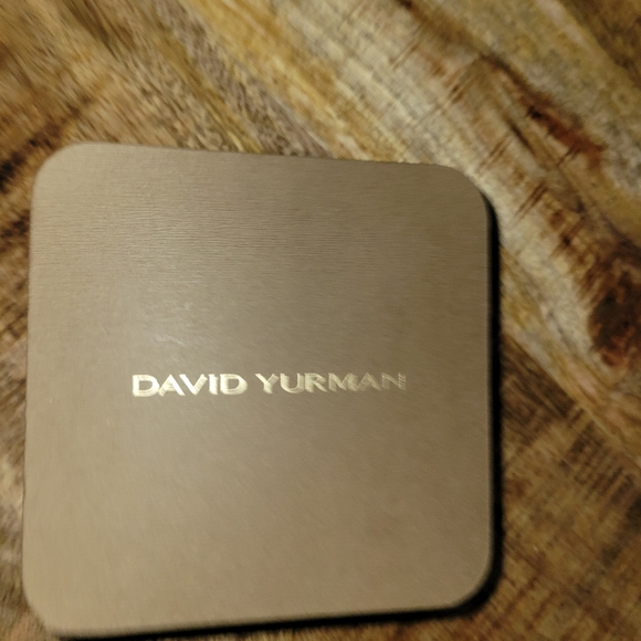David Yurman Shopping Bag And Earing Box - Picture 2 of 5